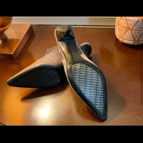 Gray Calvin Klein Heels - Picture 4 of 8
